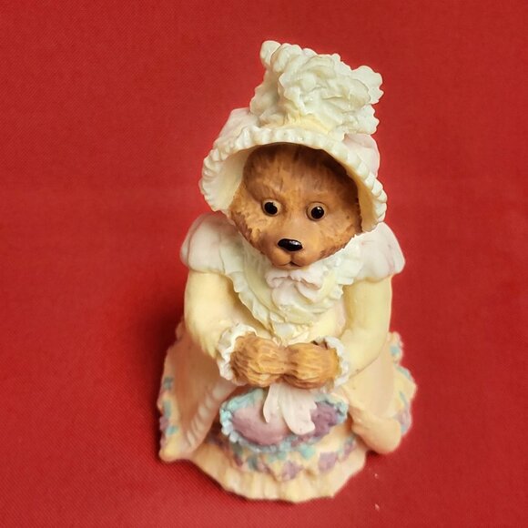 Vintage Price Granny Victorian Bear Yellow Dress Figurine Porcelain Bisque 1992 - Picture 5 of 13